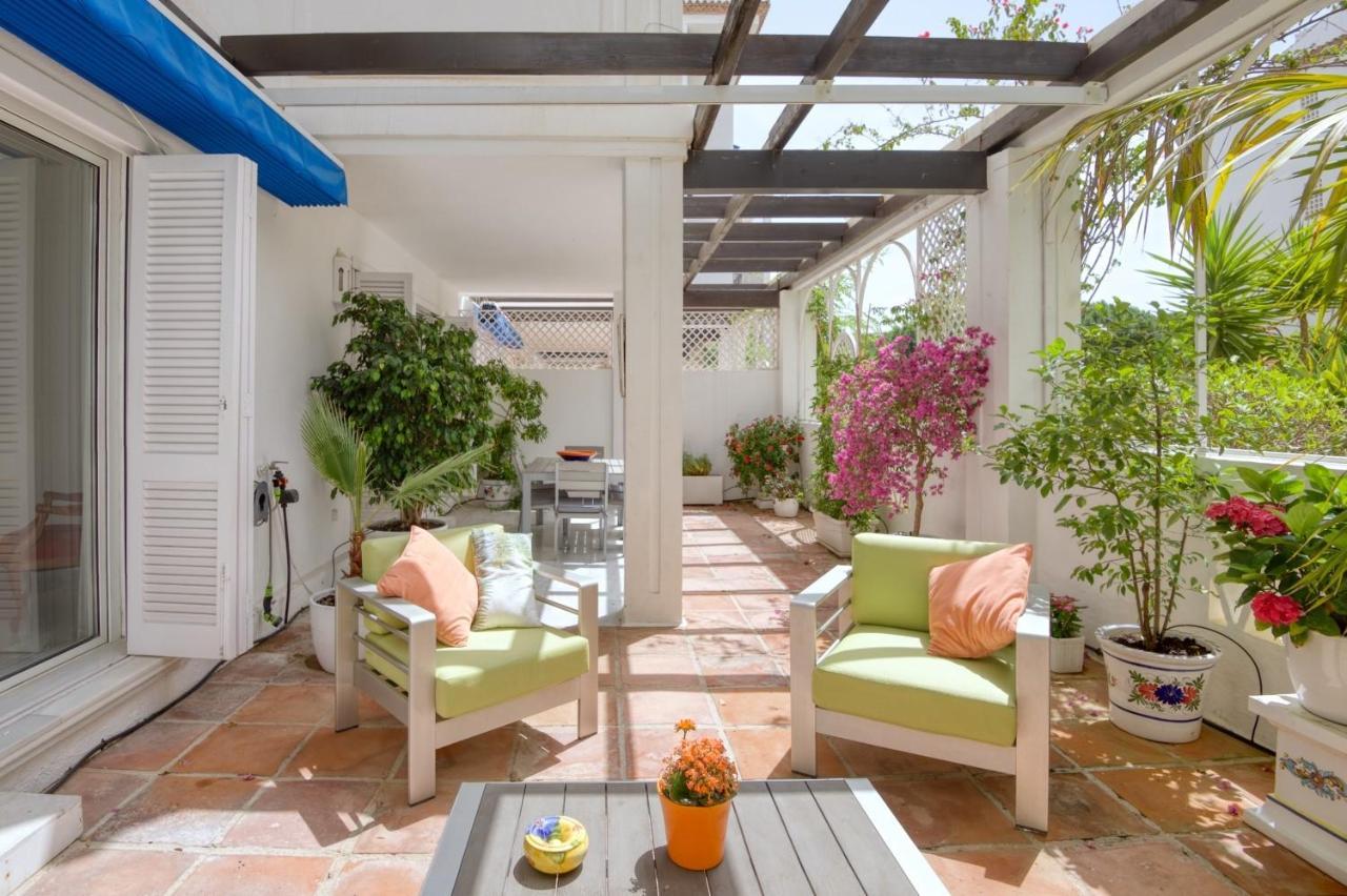 Apartament Playas Del Duque, Puerto Banus, Golf .Playa Y Compras Marbella Zewnętrze zdjęcie