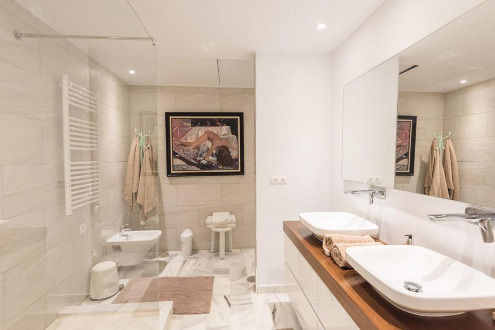 Apartament Playas Del Duque, Puerto Banus, Golf .Playa Y Compras Marbella Zewnętrze zdjęcie