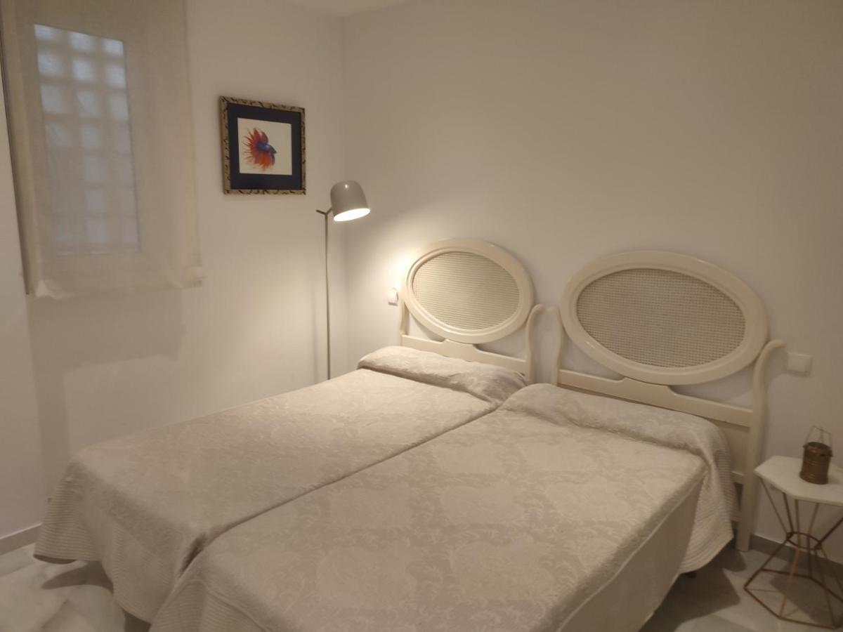 Apartament Playas Del Duque, Puerto Banus, Golf .Playa Y Compras Marbella Zewnętrze zdjęcie